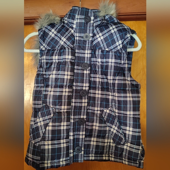 ❄️ Aeropostale NWT Plaid Puffer Vest — Size M ( Excellent Condition) - Picture 9 of 16